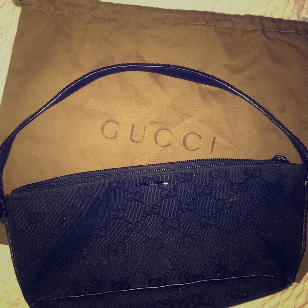 Authentic Signature Gucci Handbag